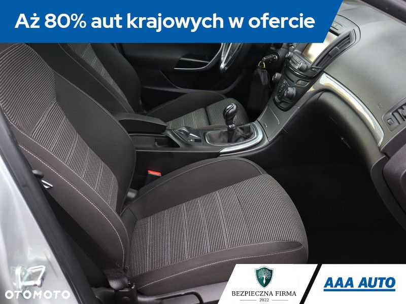 Opel Insignia - 10