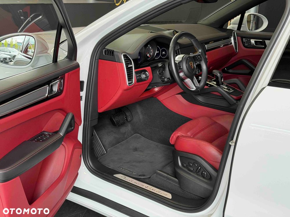 Porsche Cayenne Platinum Edition - 14