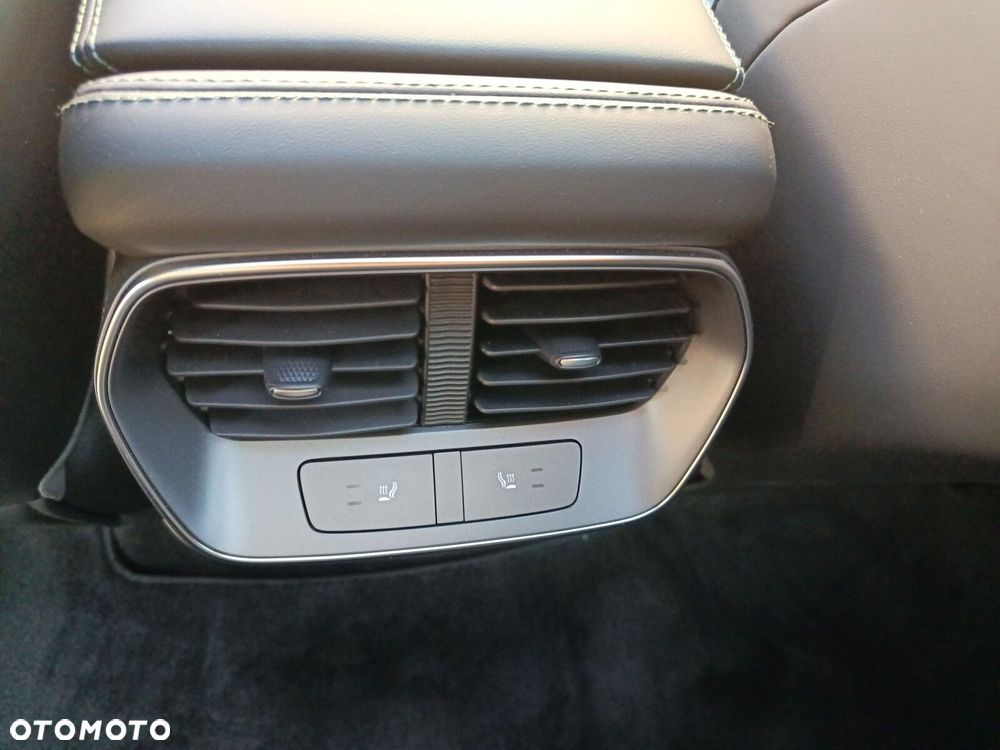 BYD Sealion 7 - 21