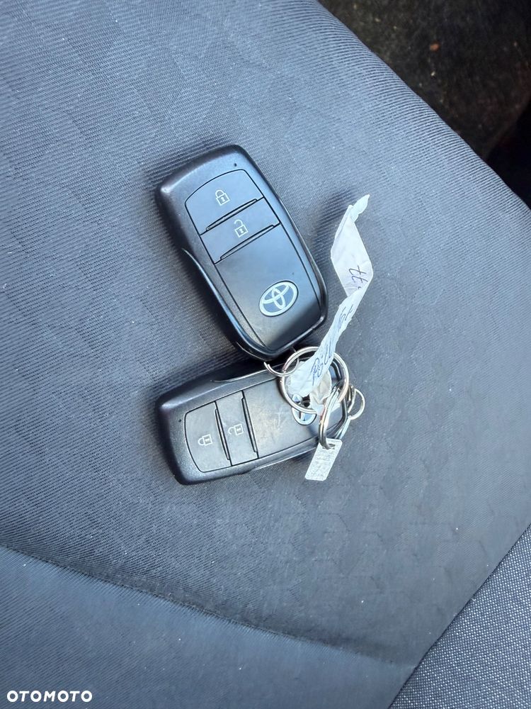 Toyota Yaris Hybrid 1.5 Executive - 21