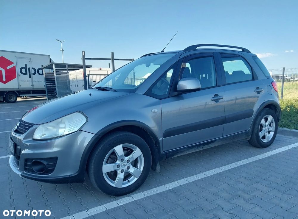 Suzuki SX4 - 4