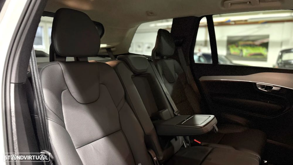Volvo XC 90 T8 AWD Core - 21