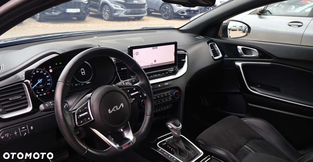 Kia ProCeed - 11