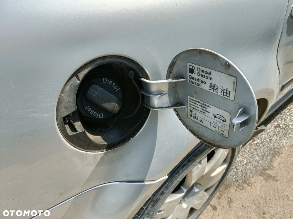 VOLKSWAGEN PASSAT B5 96-05 2004 r. LIFT SEDAN LA7W klapka wlewu paliwa * - 2