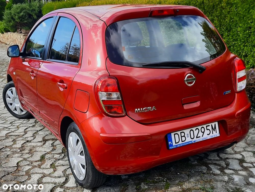 Nissan Micra 1.2 Bild der Frau - 4