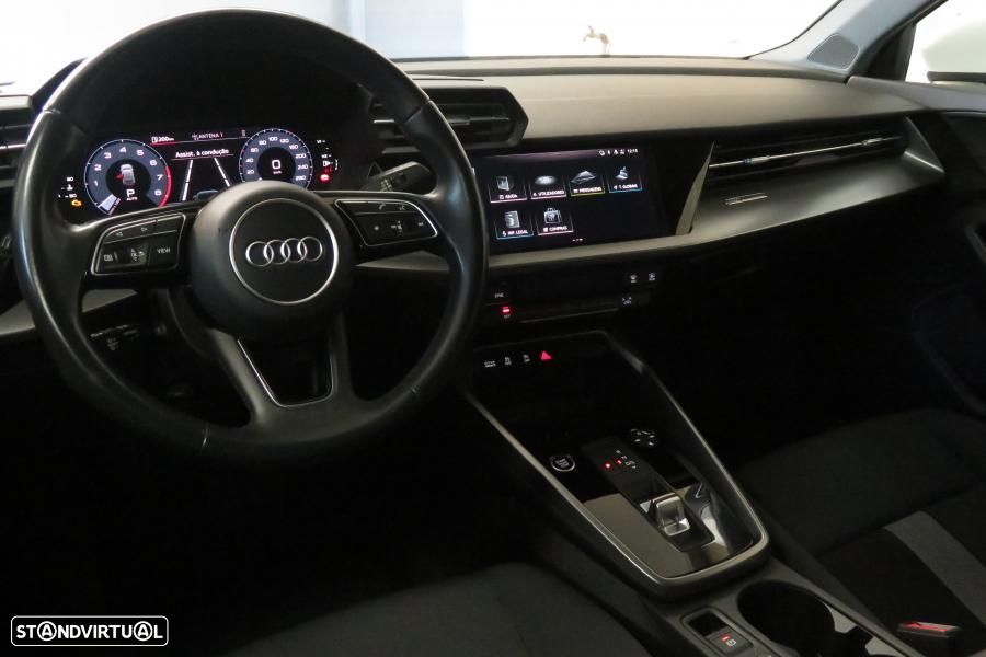 Audi A3 Sportback 30 TFSI Advanced S tronic - 10
