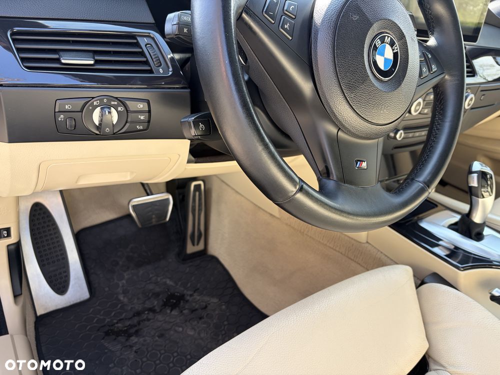 BMW Seria 5 530xi - 30