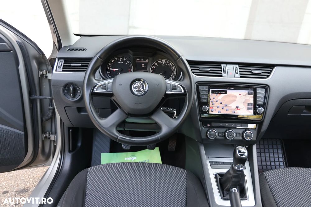 Skoda Octavia 1.6 TDI Active - 5