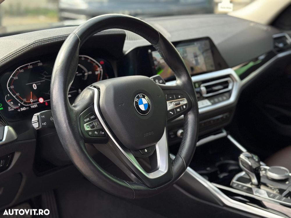 BMW Seria 3 320d xDrive Aut. Luxury Line - 18