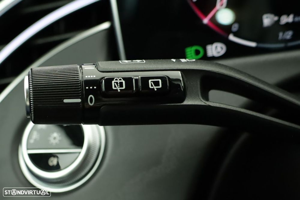 Mercedes-Benz E 300 Standard - 17