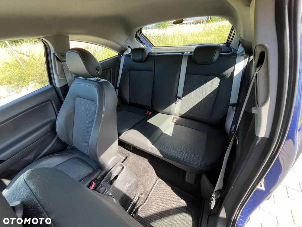 Opel Corsa 1.2 16V Cosmo - 17