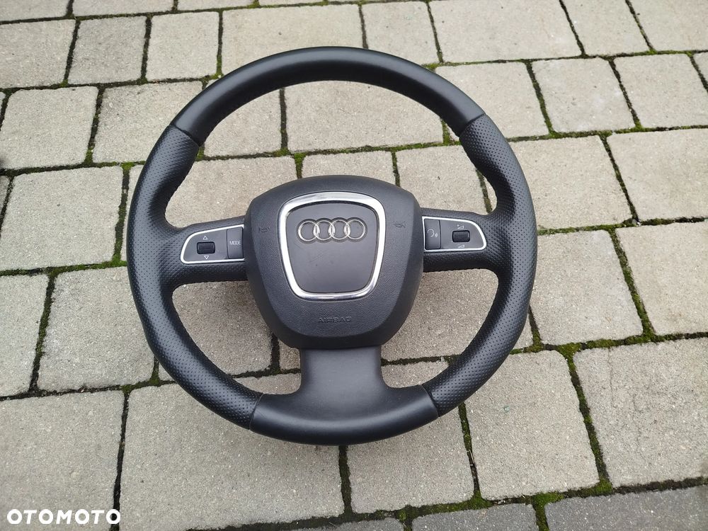 Audi A4 B8 kierownica poduszka trójramienna