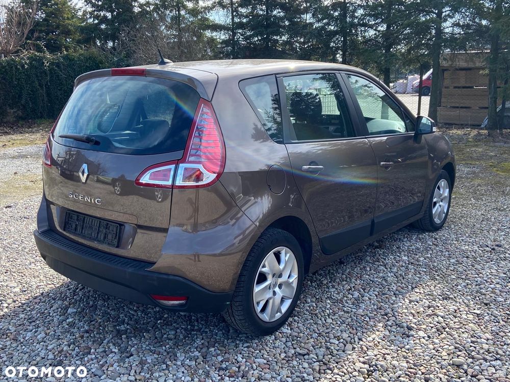 Renault Scenic - 11