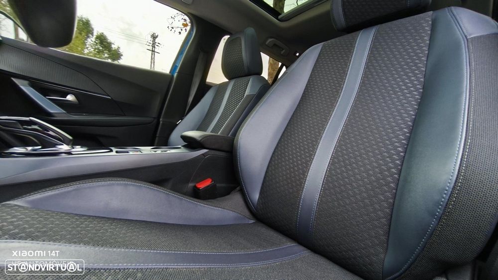 Peugeot e-2008 50 kWh Allure Pack - 33