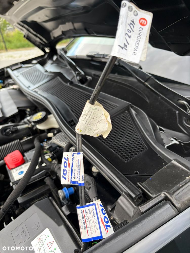 Peugeot 308 1.6 Hybrid PHEV Allure Pack EAT8 - 39