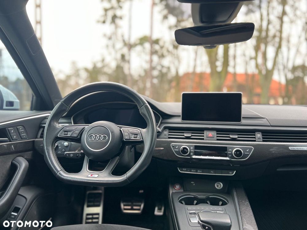 Audi S4 Limousine - 3