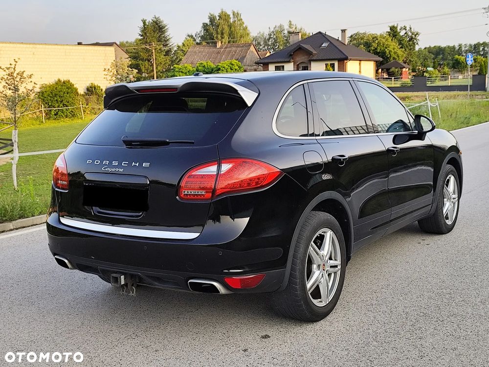 Porsche Cayenne Platinum Edition - 13