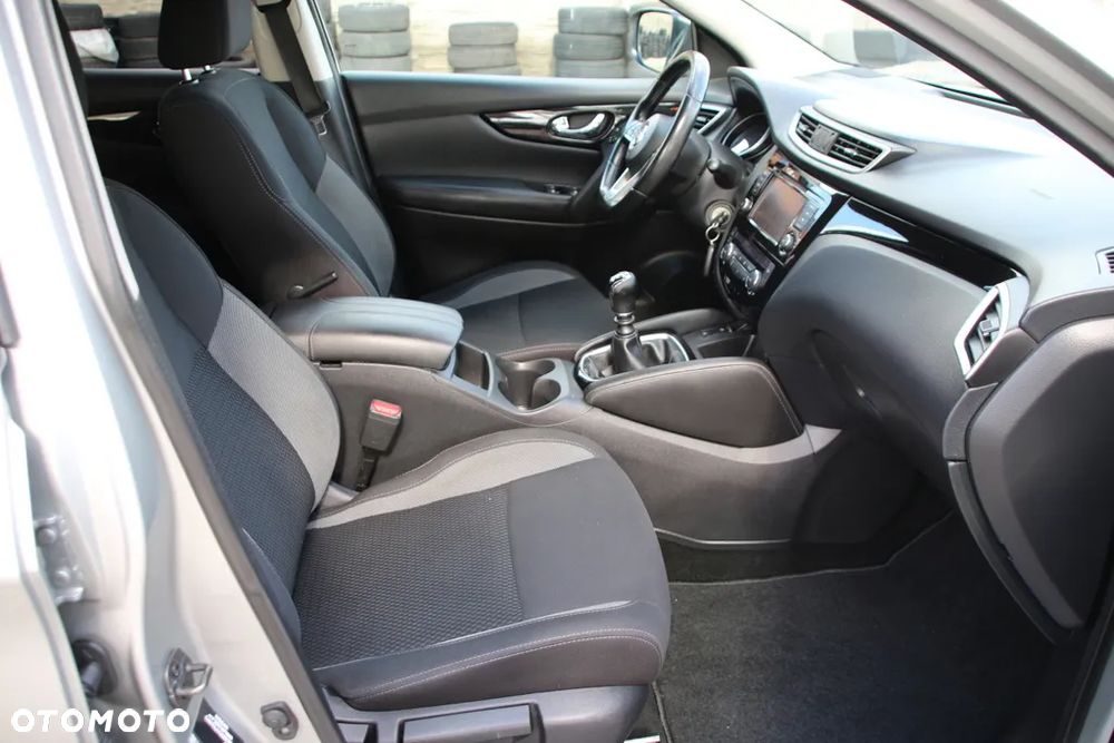 Nissan Qashqai 1.3 DIG-T Acenta - 19