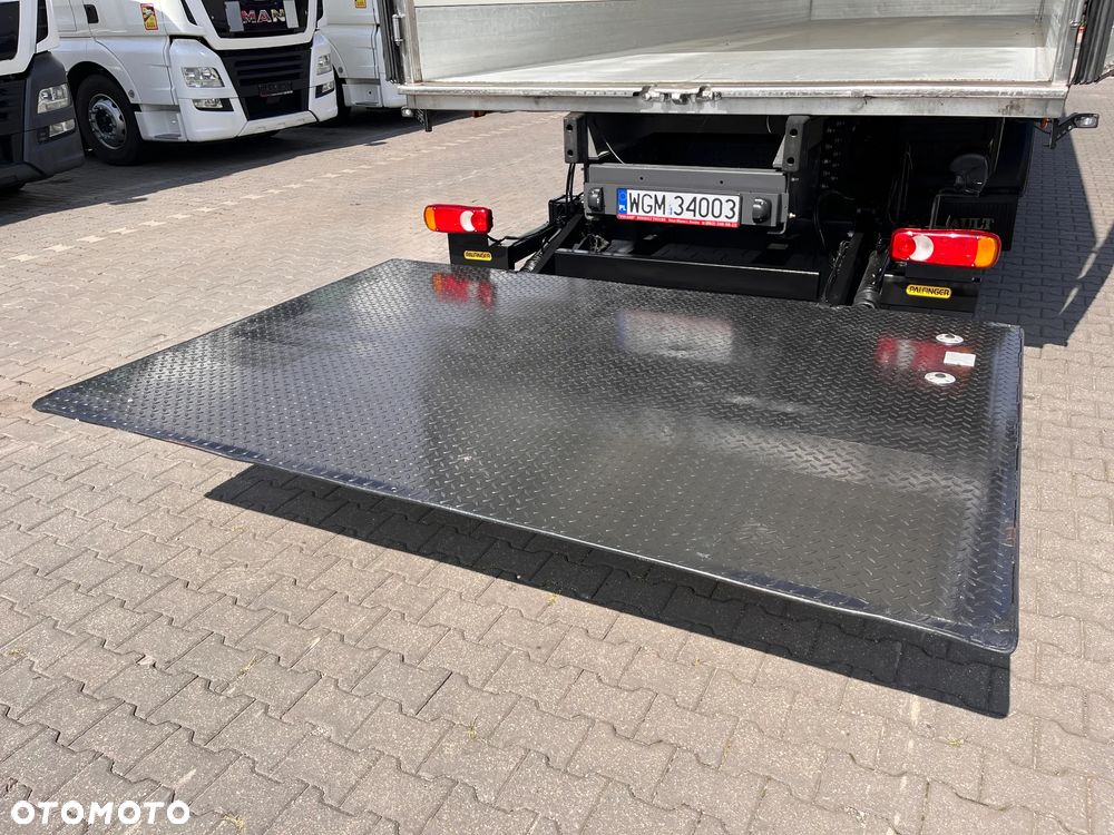Renault D 256KM / DMC 18 / CHŁODNIA + WINDA / SALON POLSKA / FV 23% - 31