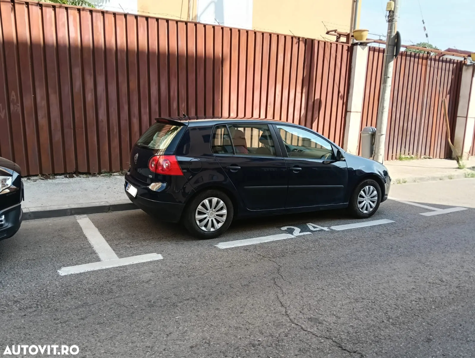 Volkswagen Golf 1.9 TDI Trendline - 12