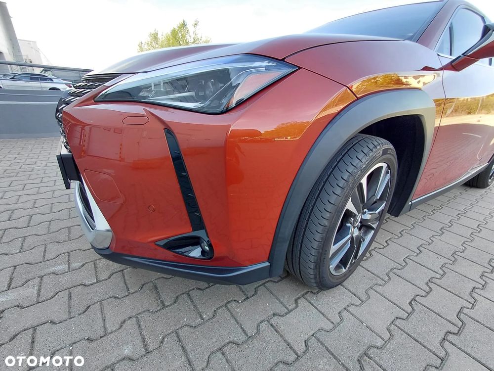 Lexus UX - 28