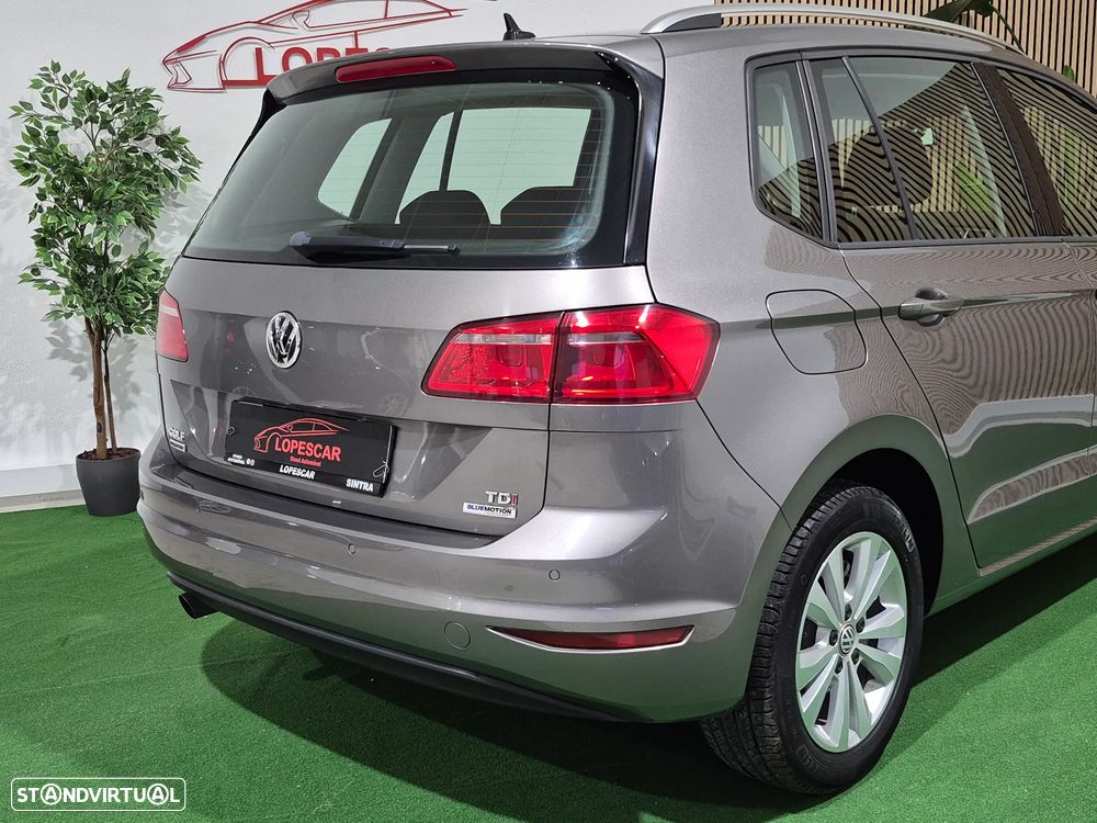 VW Golf Sportsvan 1.6 TDI Confortline BlueMotion - 6