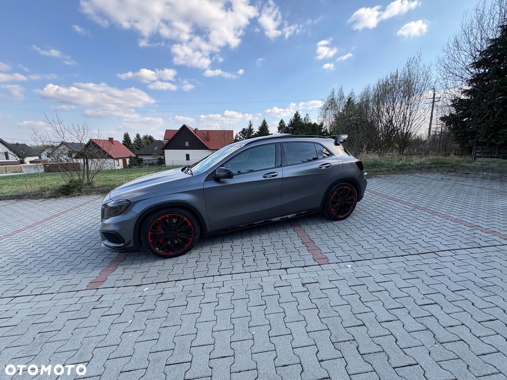 Mercedes-Benz GLA AMG 45 4Matic AMG Speedshift 7G-DCT AMG Night Edition - 2