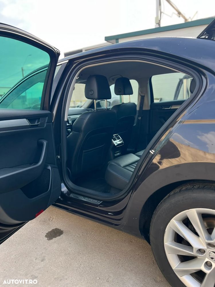 Skoda Superb 1.6 TDI DSG Active - 4