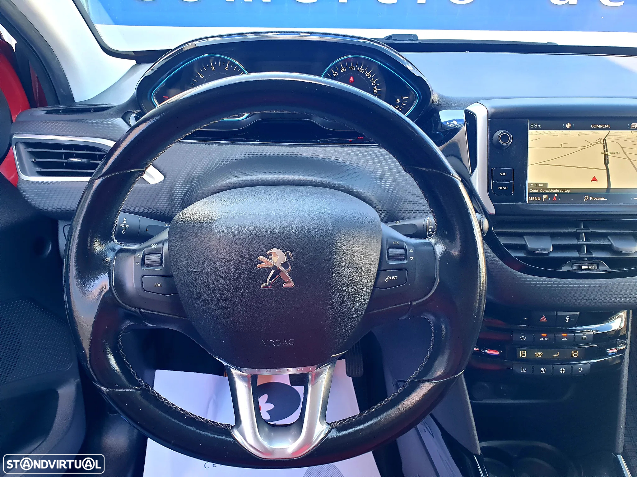 Peugeot 2008 1.2 PureTech Allure - 10