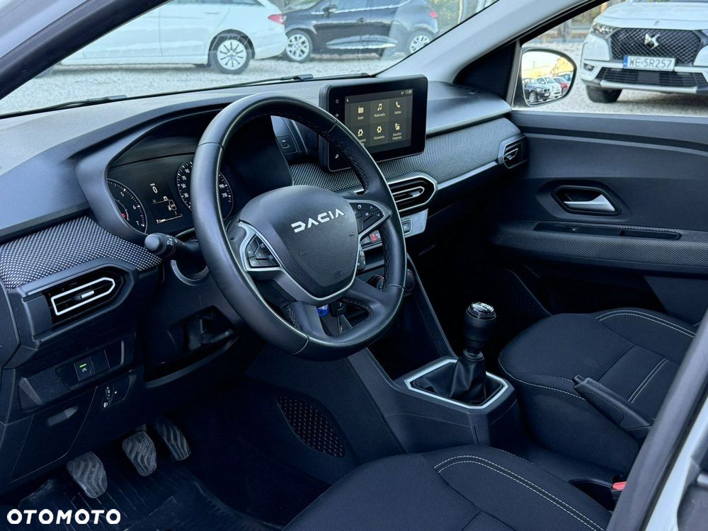 Dacia Sandero - 11