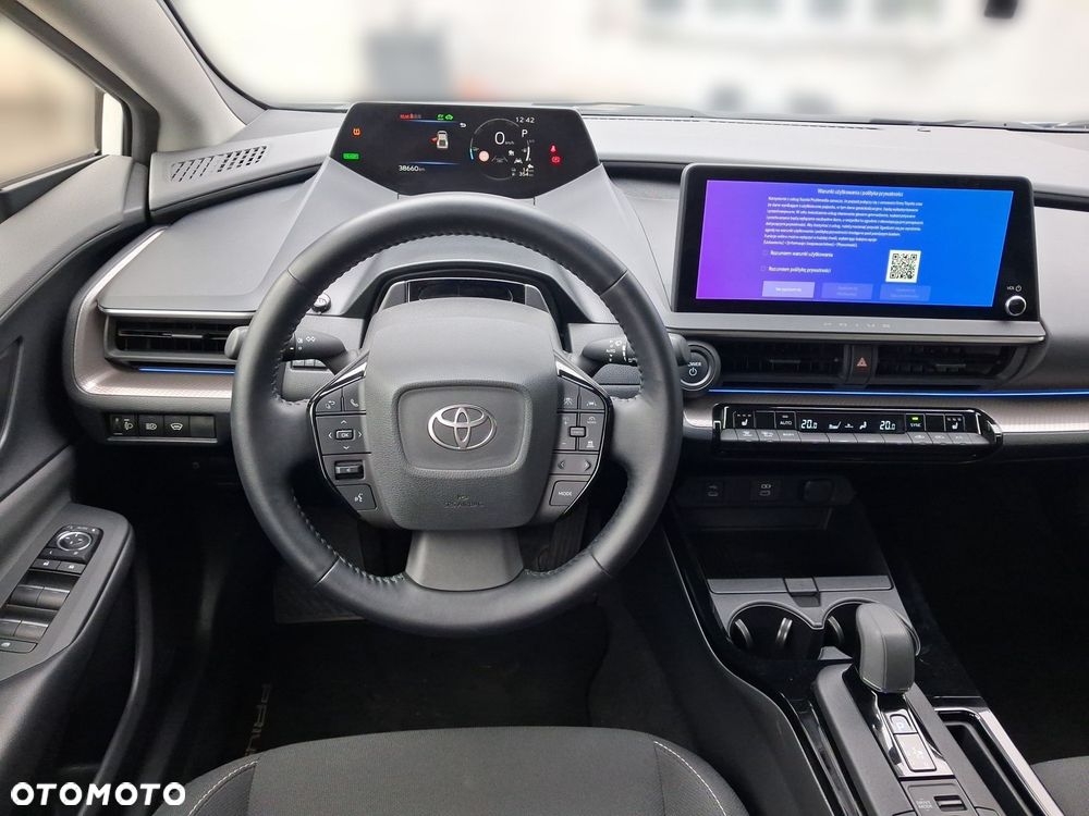 Toyota Prius Plug-in 2.0 Hybrid Comfort - 8