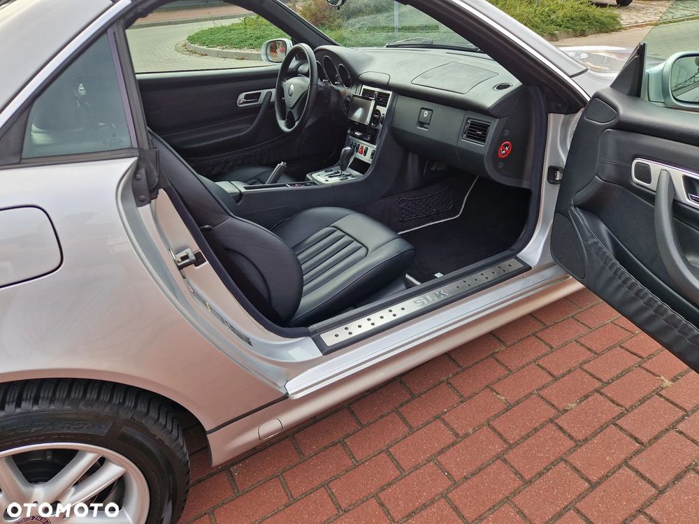 Mercedes-Benz SLK - 26