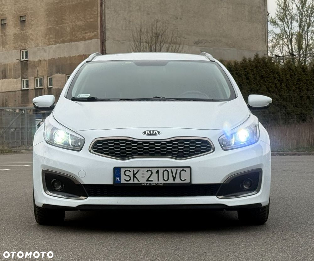 Kia Ceed 1.6 CRDi M - 8