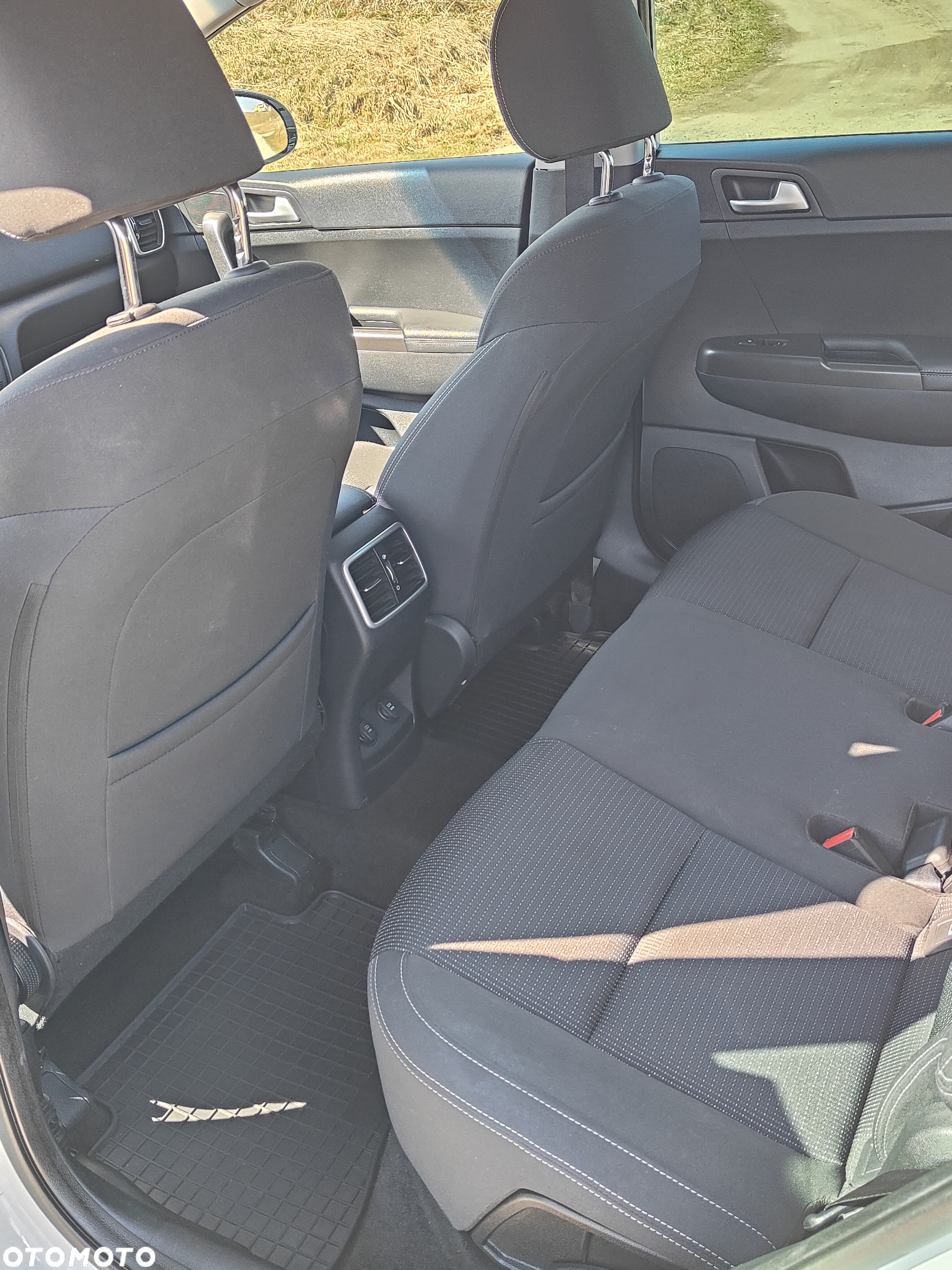 Kia Sportage - 12