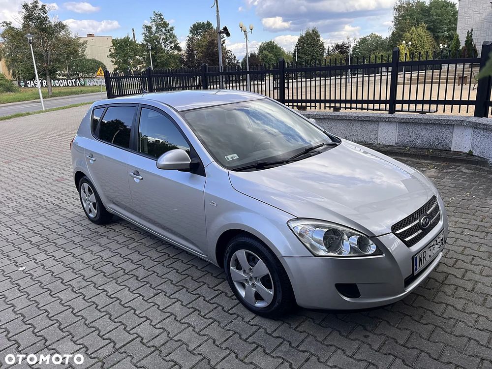 Kia Ceed 1.6 CVVT LX - 4