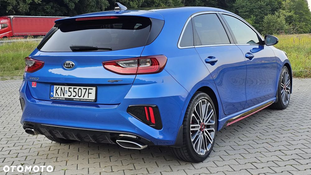 Kia Ceed - 4