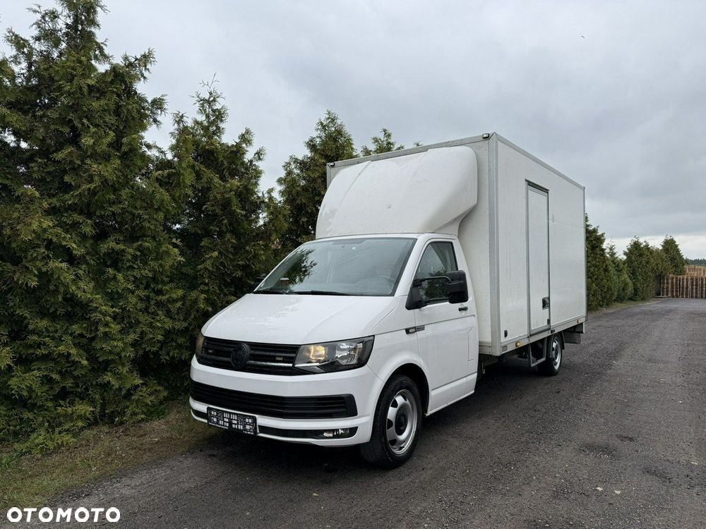 Volkswagen Transporter - 21
