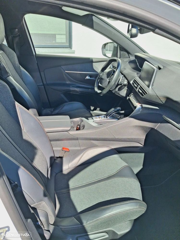 Peugeot 5008 THP 165 EAT6 Allure - 5