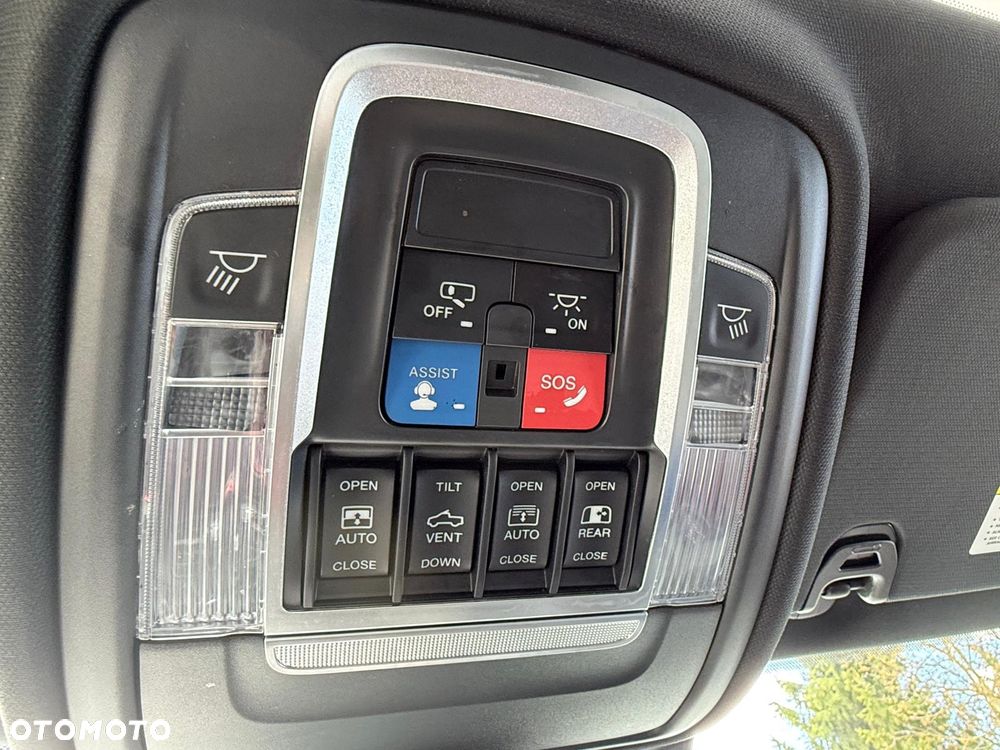 Dodge RAM - 31