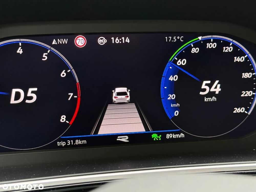 Volkswagen T-Roc 1.5 TSI R-Line DSG - 11