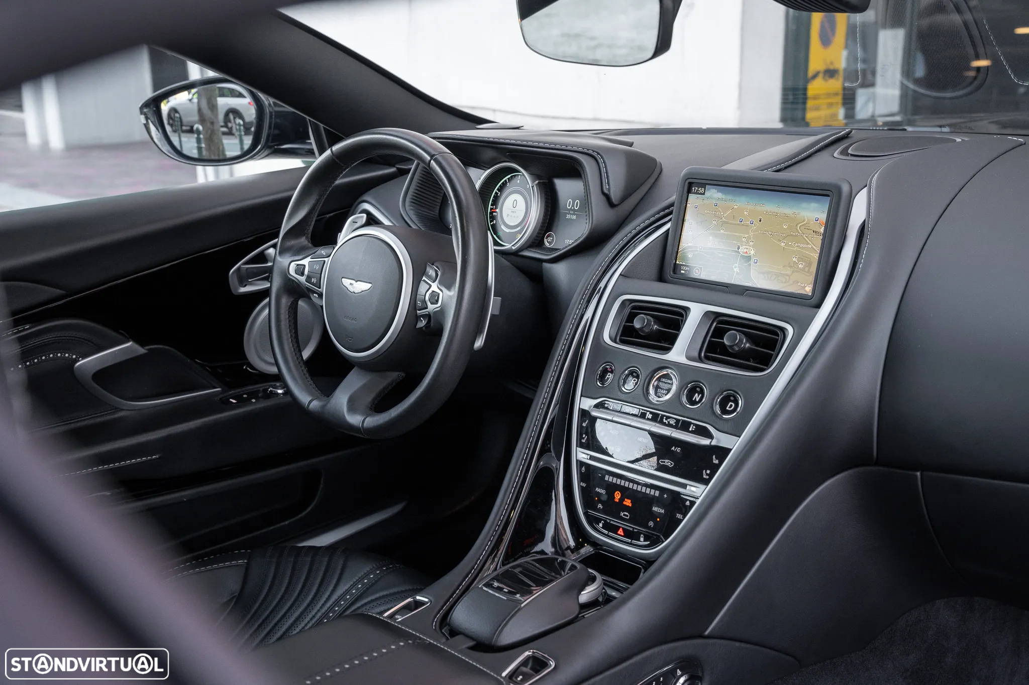 Aston Martin DB11 Volante V8 Auto - 28
