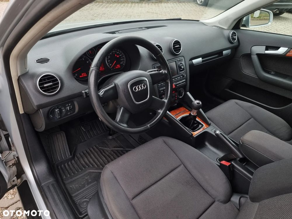 Audi A3 Sportback - 7