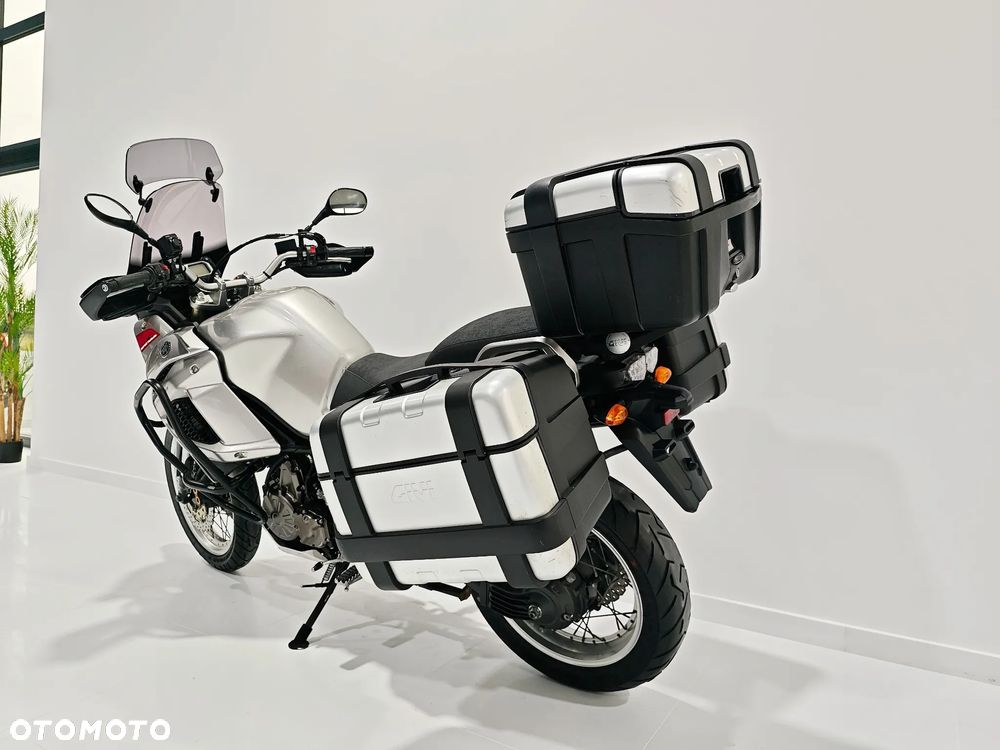 Yamaha Super Tenere - 12