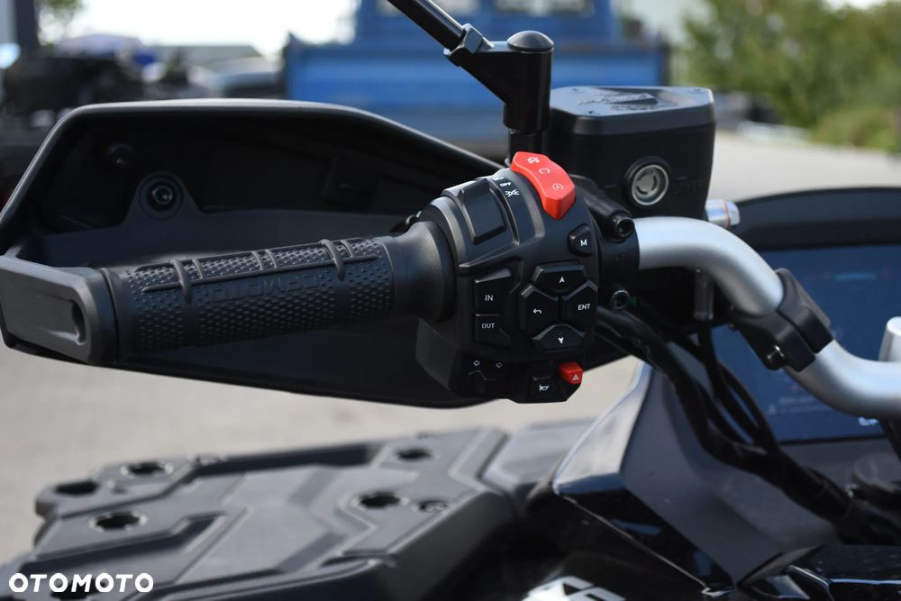 CFMoto CForce - 9
