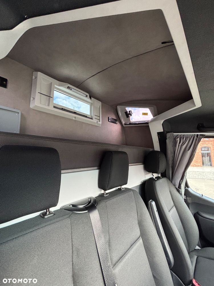 Mercedes-Benz Sprinter - 18
