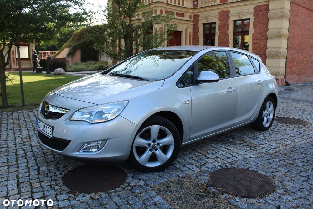 Opel Astra 1.6 Energy EU6 - 6