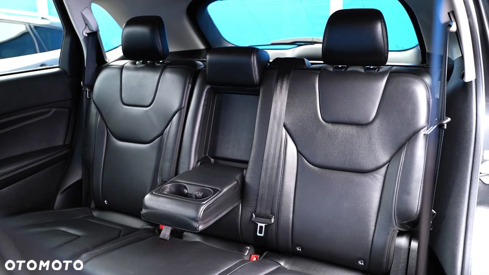 Ford Edge 2.0 TDCi Twin-Turbo 4WD Titanium - 21