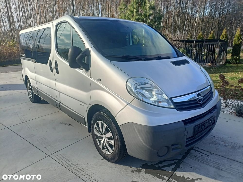 Opel Vivaro - 2