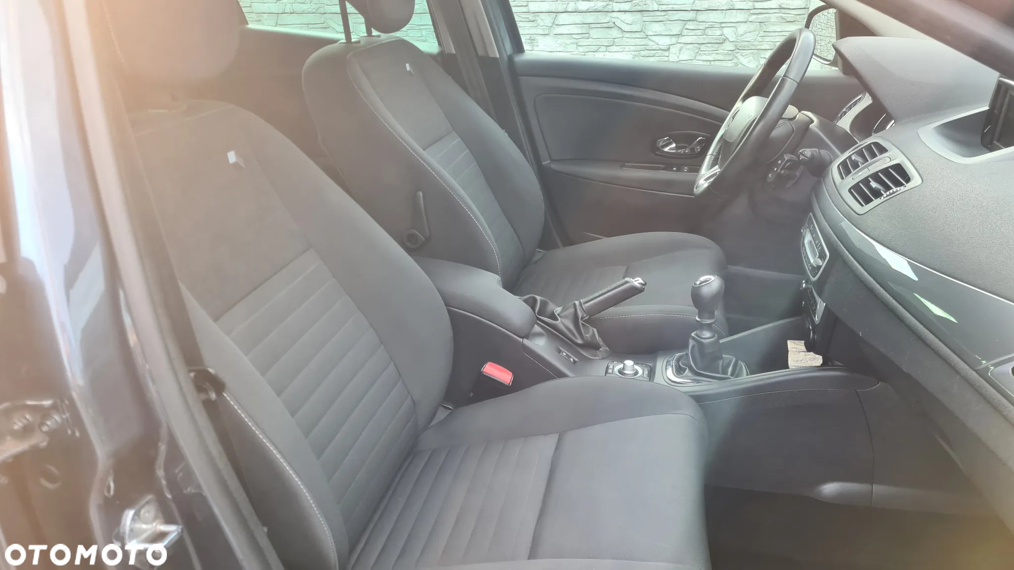 Renault Megane Grandtour ENERGY TCe 115 Start & Stopp LIMITED - 26