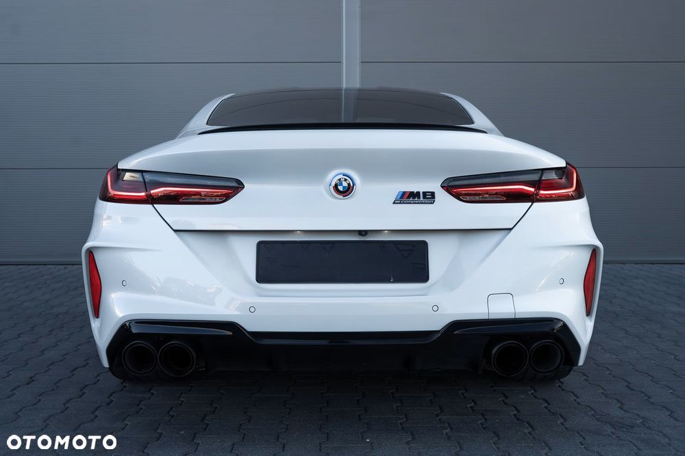 BMW M8 - 6